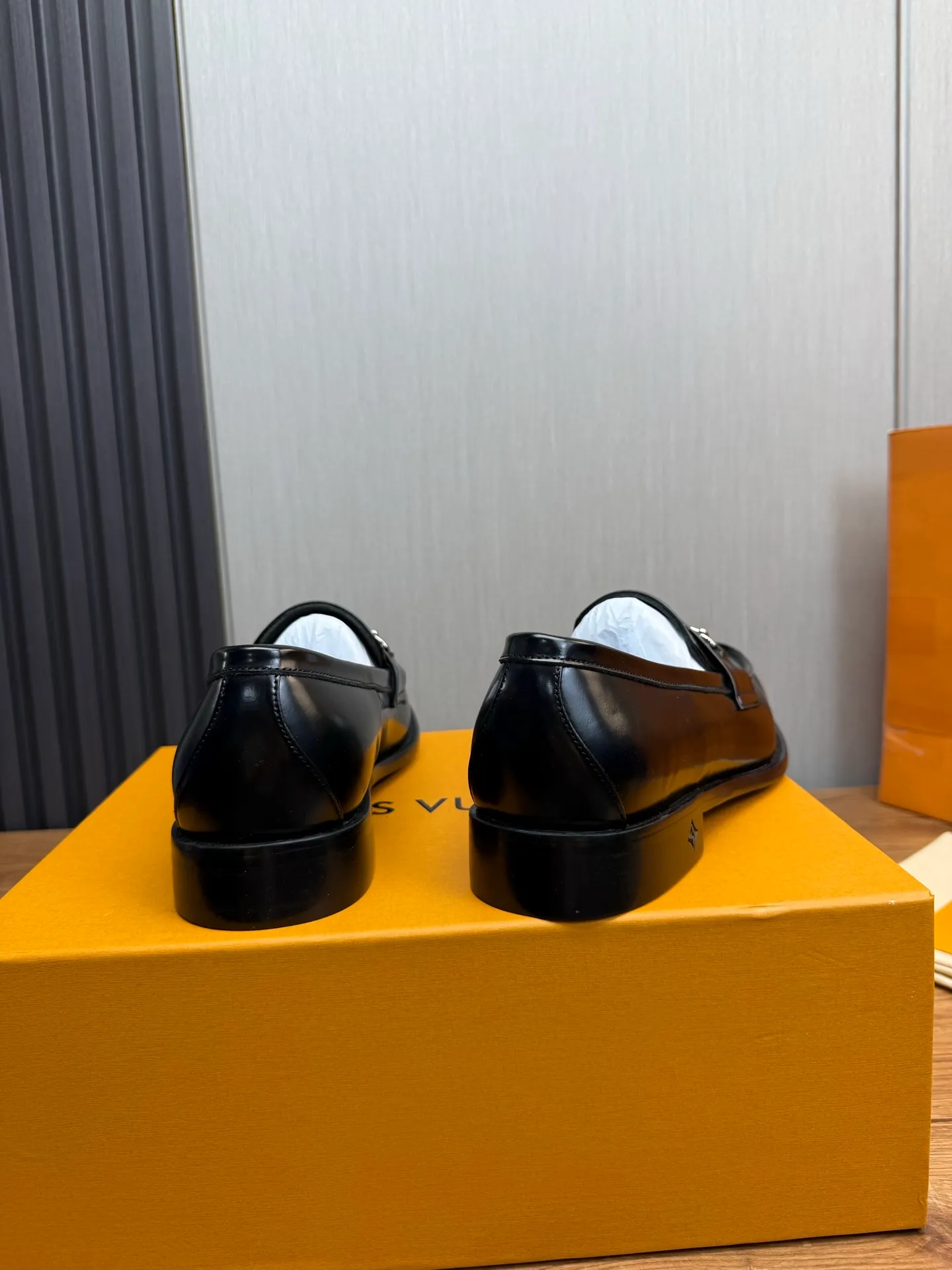 Factory 680💰 LV. Men's business casual leather shoes, all made of imported original brand leather, just to create a more comfortable wearing experience, original non-slip and wear-resistant outsole ✔️16-45 (38.45 non-returnable)